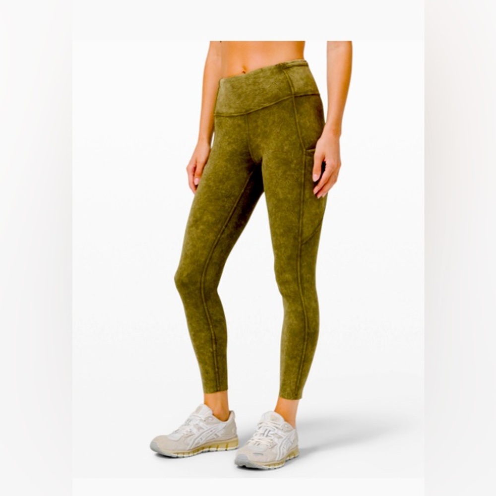Lululemon Fast and Free High Rise Tight 25” Color: Ice Wash Moss Green Size: 8